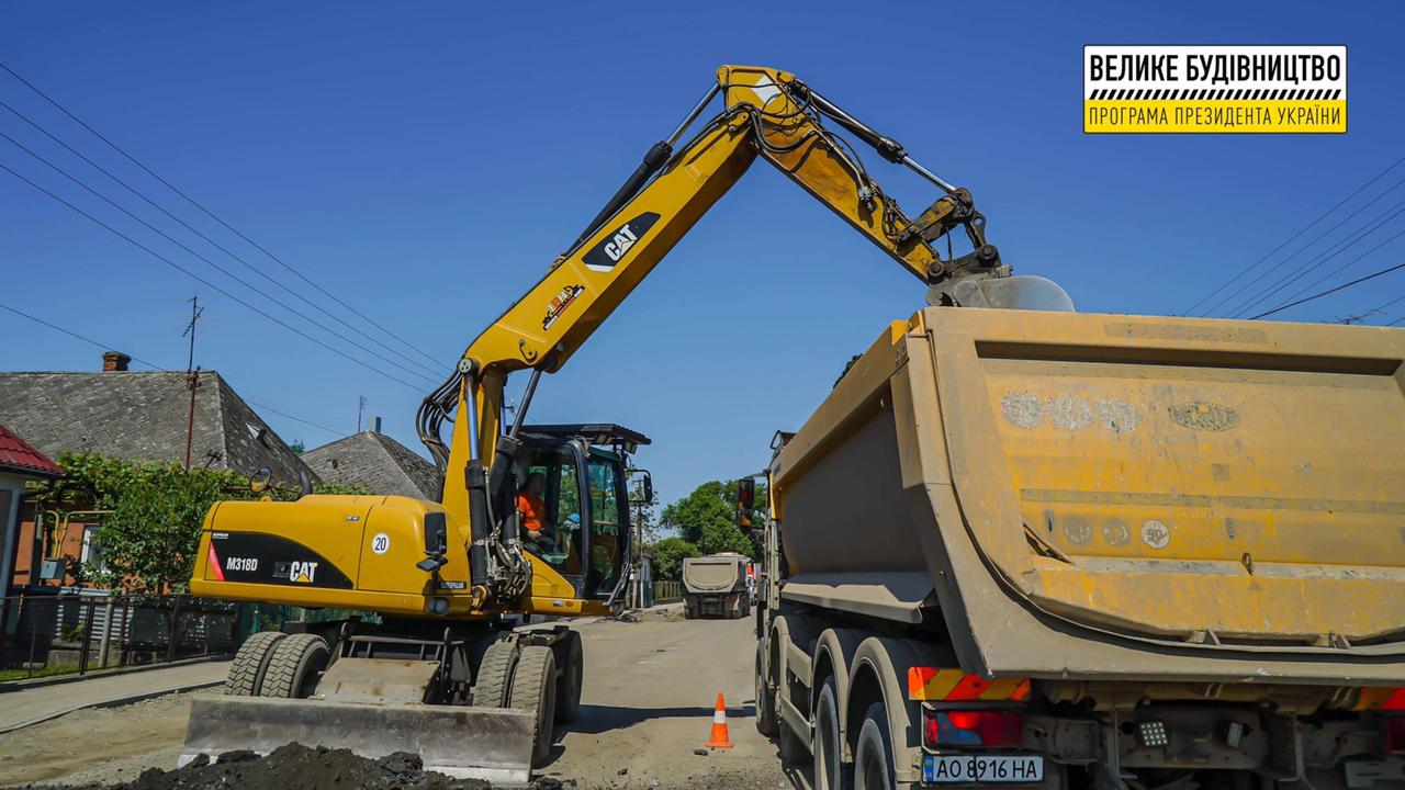 Понад 80 км прикордонної дорожньої інфраструктури відновлять на Закарпатті цього року