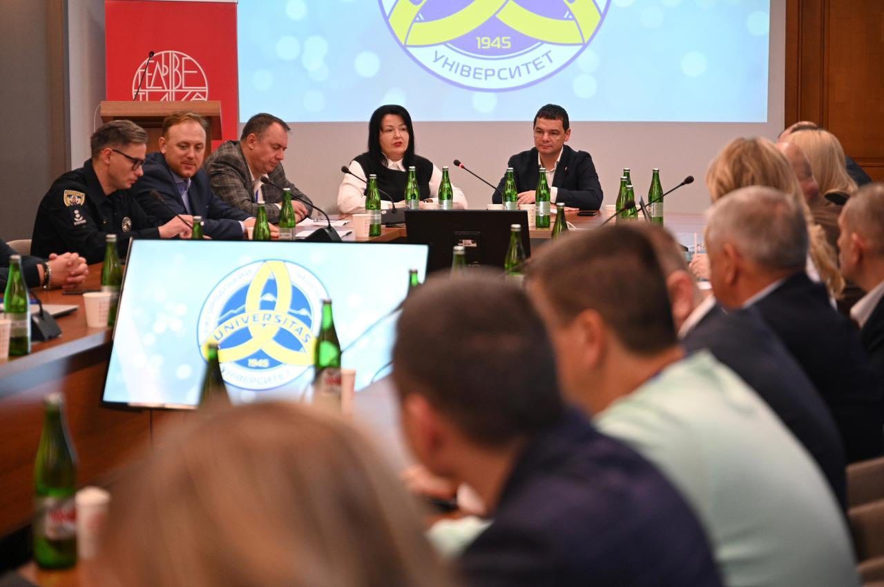 На базі УжНУ українські науковці обговорюють інтеграцію вітчизняної науки до ЄС