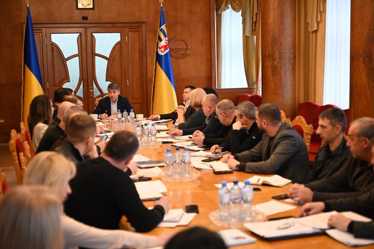 Голова ОВА провів нараду з керівниками районів