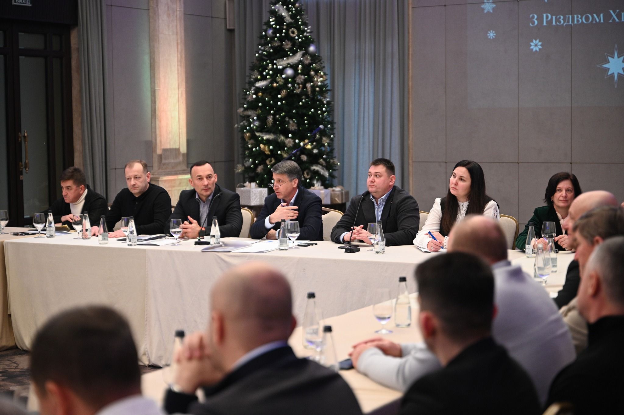 Робота для ветеранів і майбутнє молоді: пріоритети співпраці влади та бізнесу Закарпаття