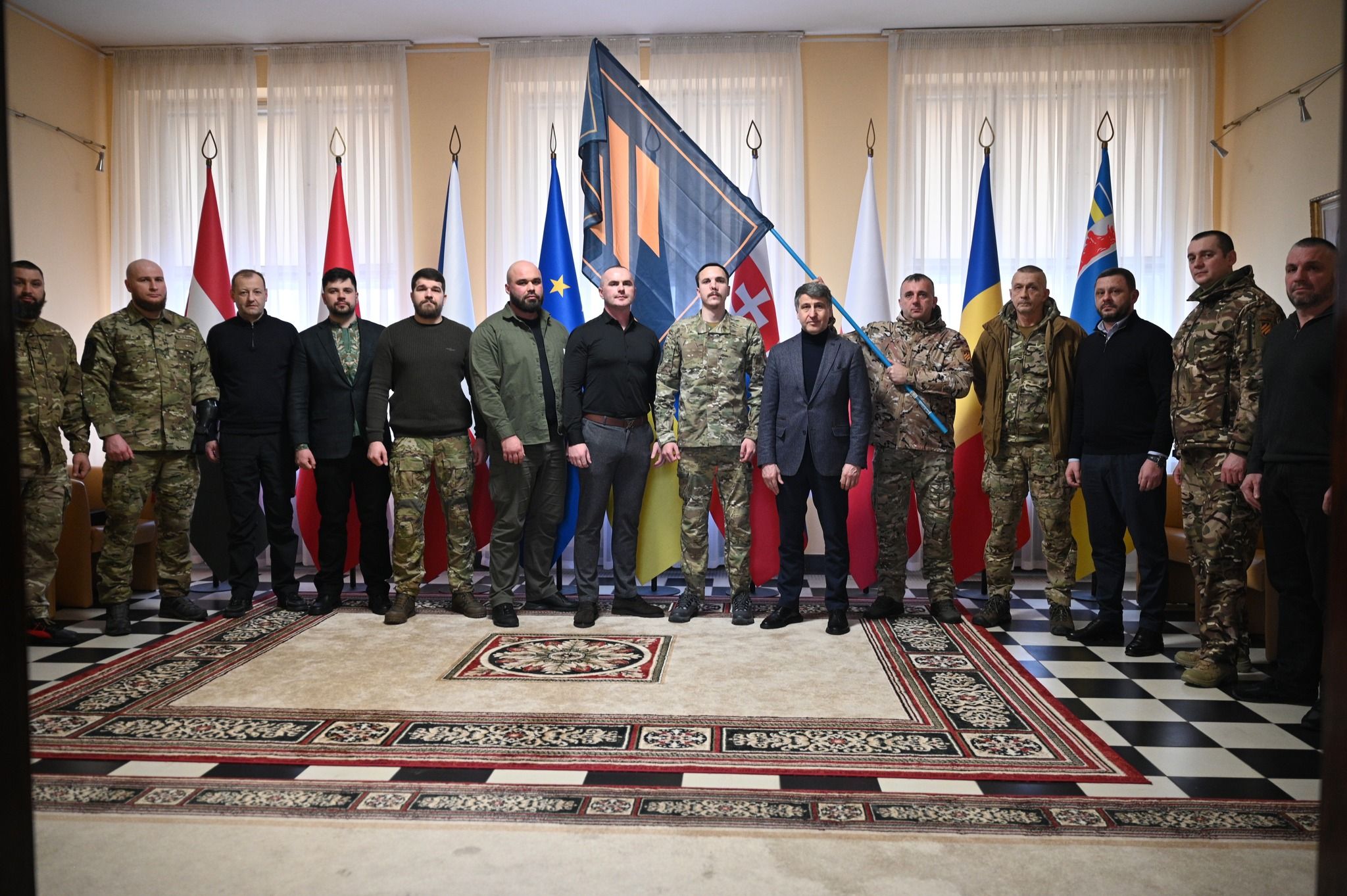 Захисникам вручили сертифікати на житло в Ужгороді