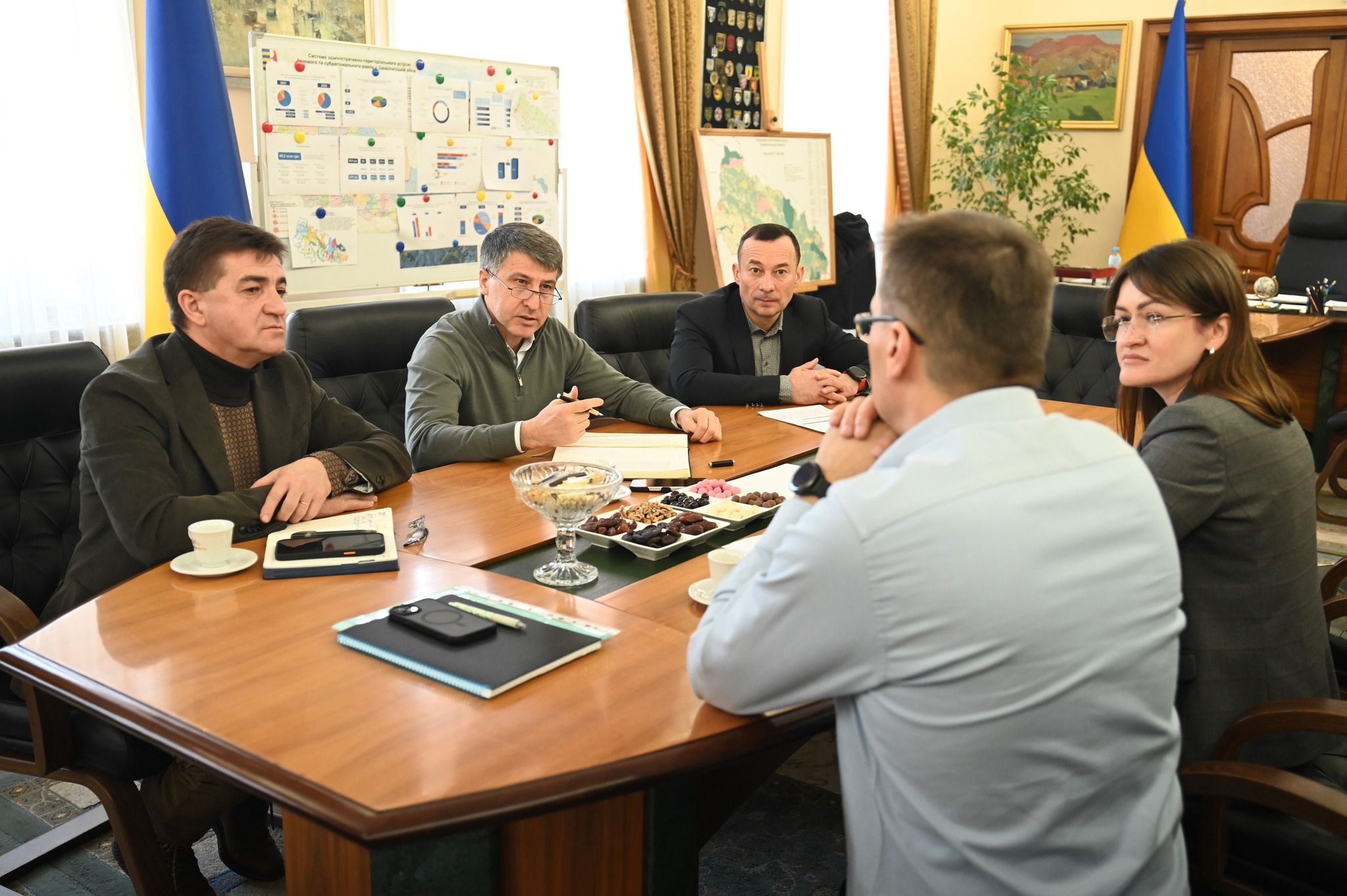 Завод «Флекстронікс» у Мукачеві відновлює роботу після ракетної атаки