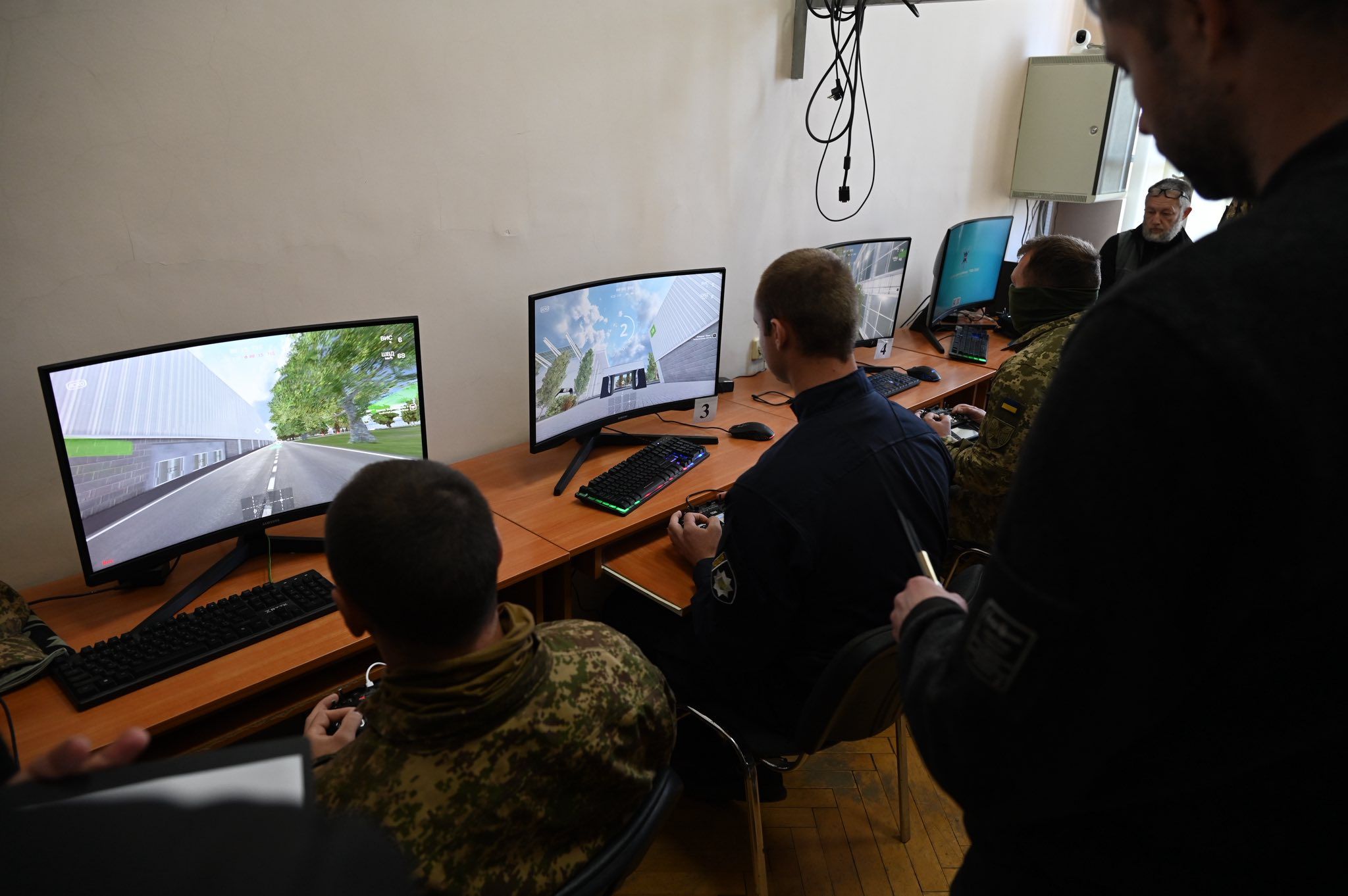 На Закарпатті відбулися перші змагання із дрон-рейсингу «TEIB 2026»
