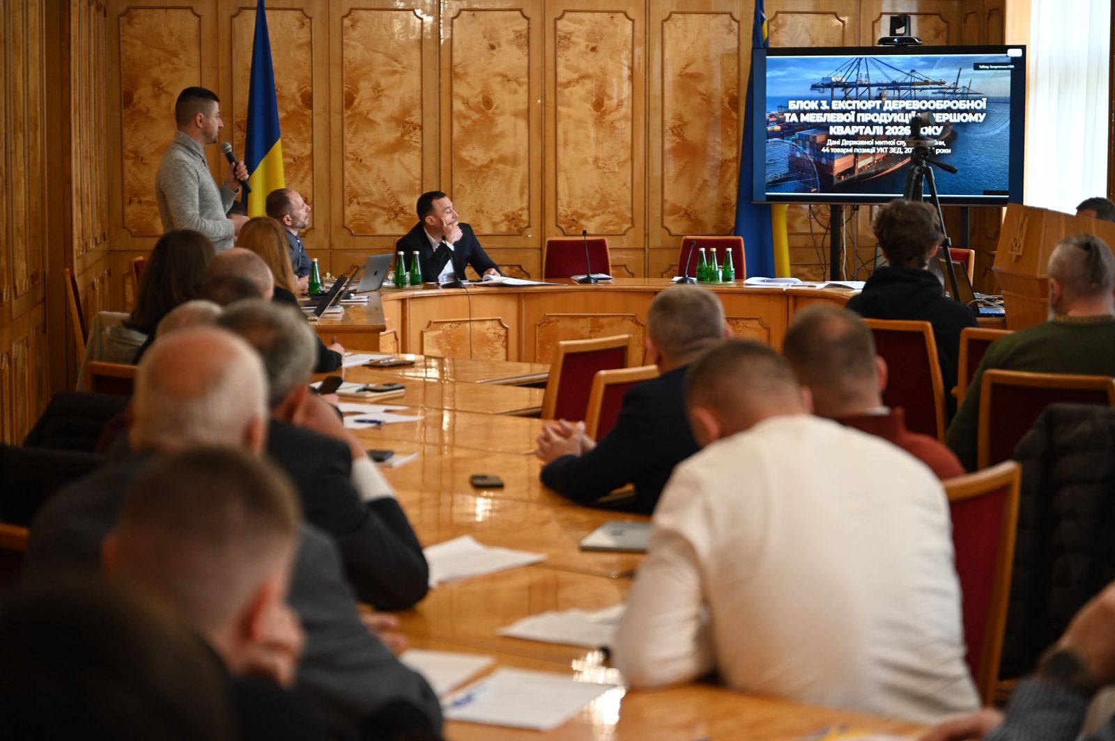 Виклики і пріоритети розвитку деревообробної та меблевої галузей обговорили в ОВА