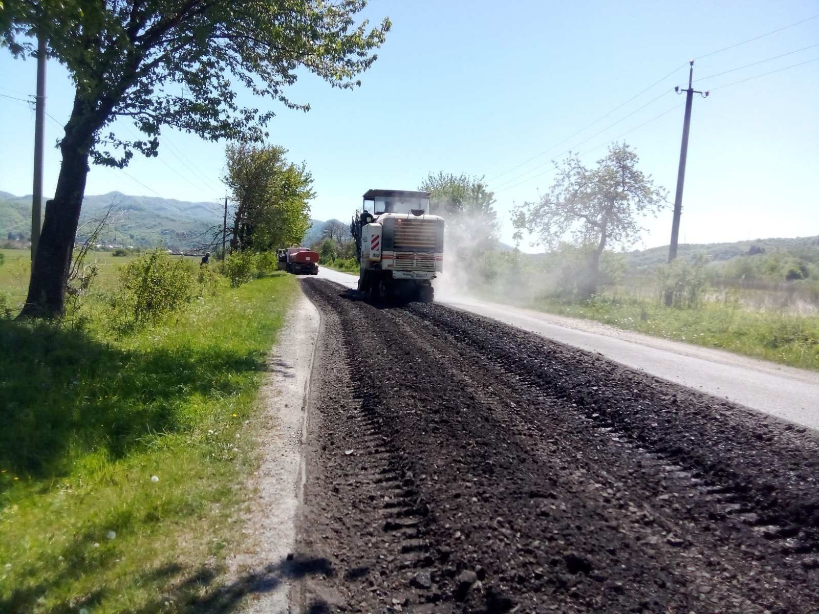 Сила єдності в дії: стартував ремонт дороги Свалява – Довге – Липча