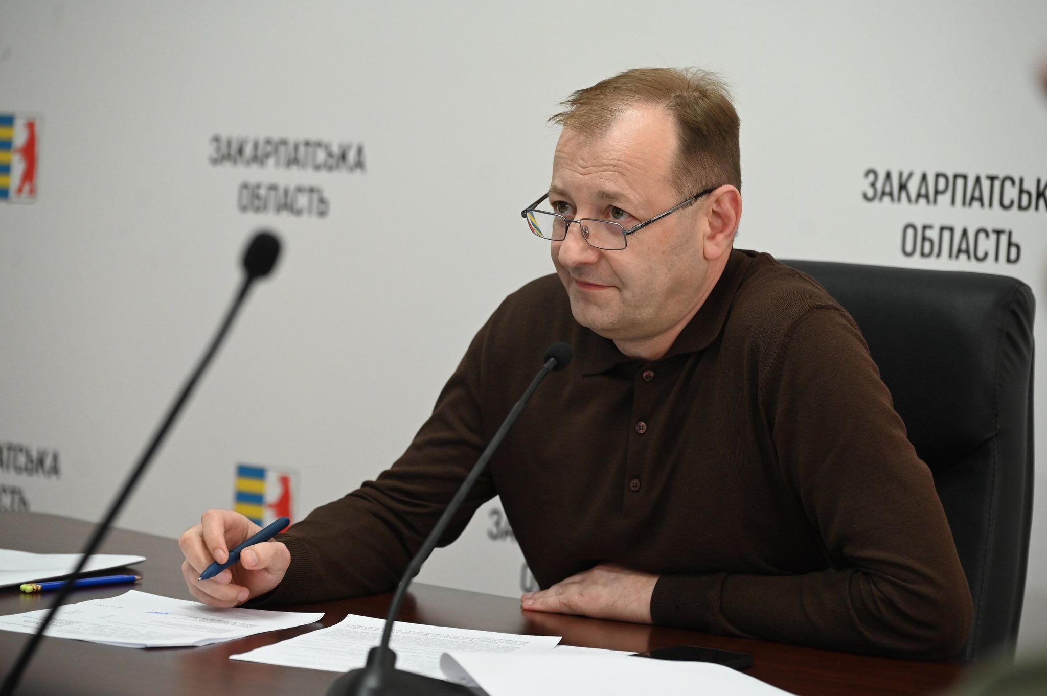 Комісія з питань ТЕБ та НС скоординувала кроки для ліквідації масштабної пожежі на Воловеччині
