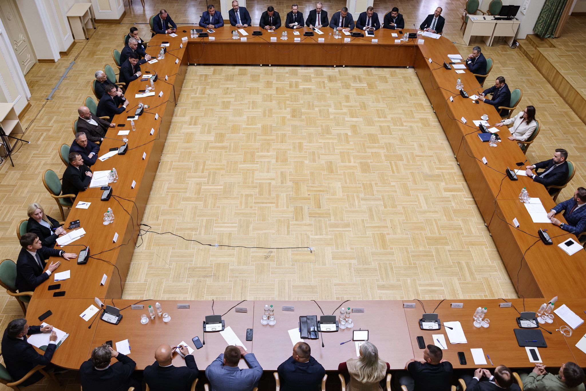 Мирослав Білецький узяв участь в урядовій нараді щодо забезпечення життєдіяльності регіонів