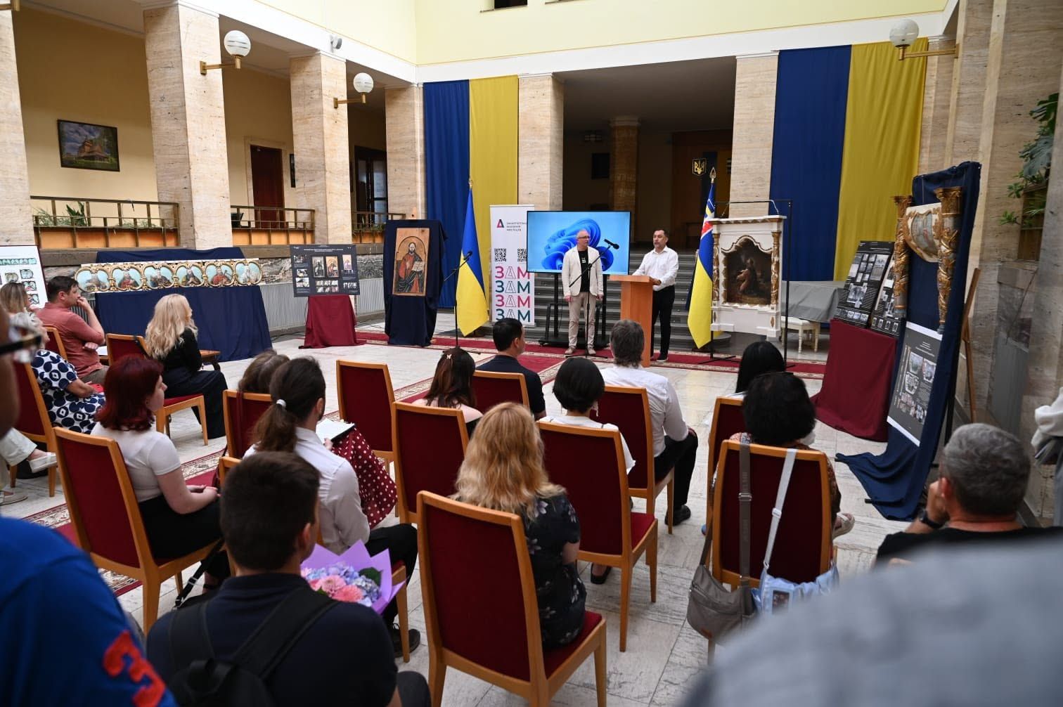 Студентки Закарпатської академії мистецтв відреставрували сакральні пам'ятки XVIII–XIX ст.