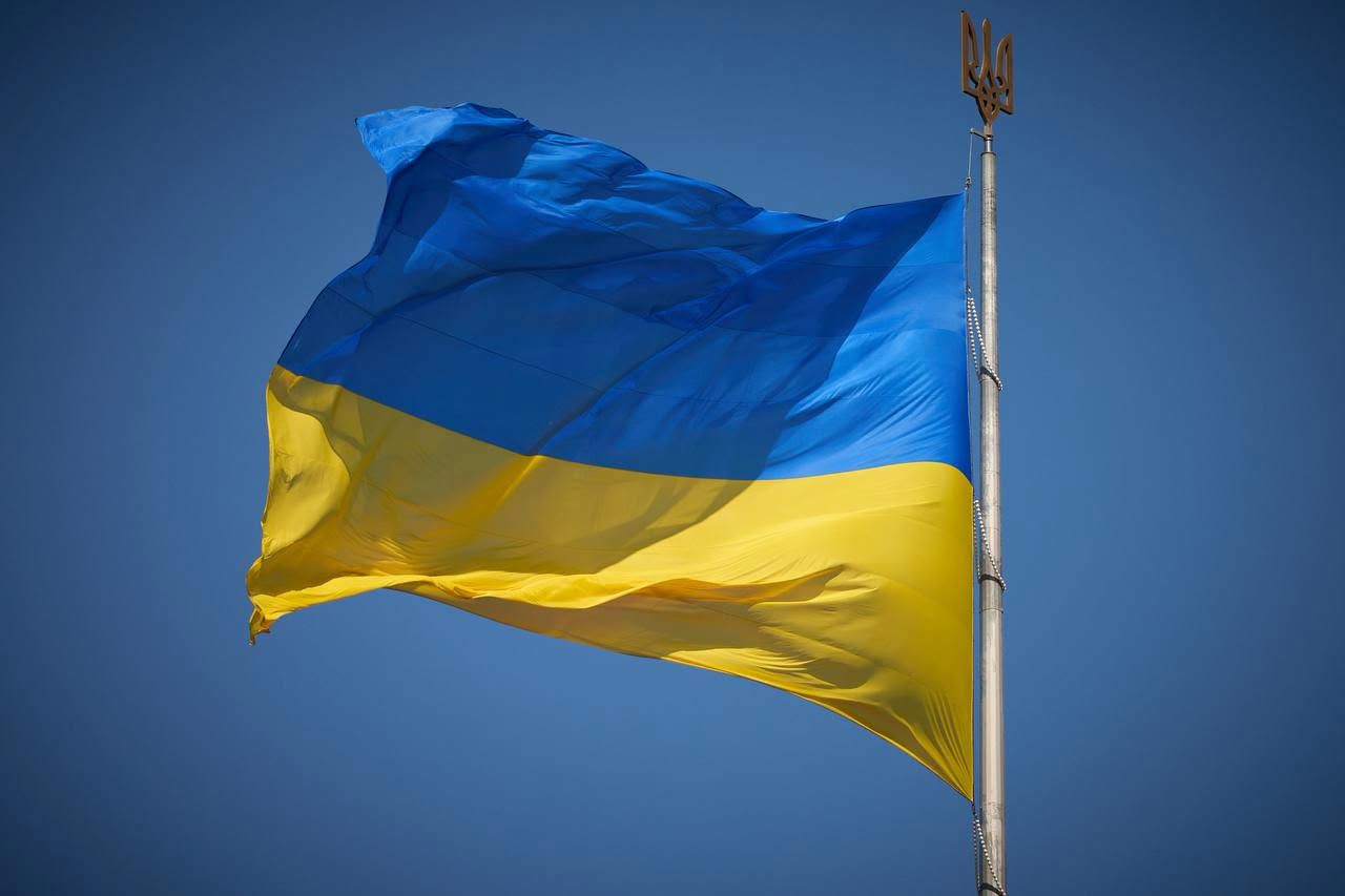 Володимир Зеленський відзначив закарпатців державними нагородами з нагоди Дня Конституції України