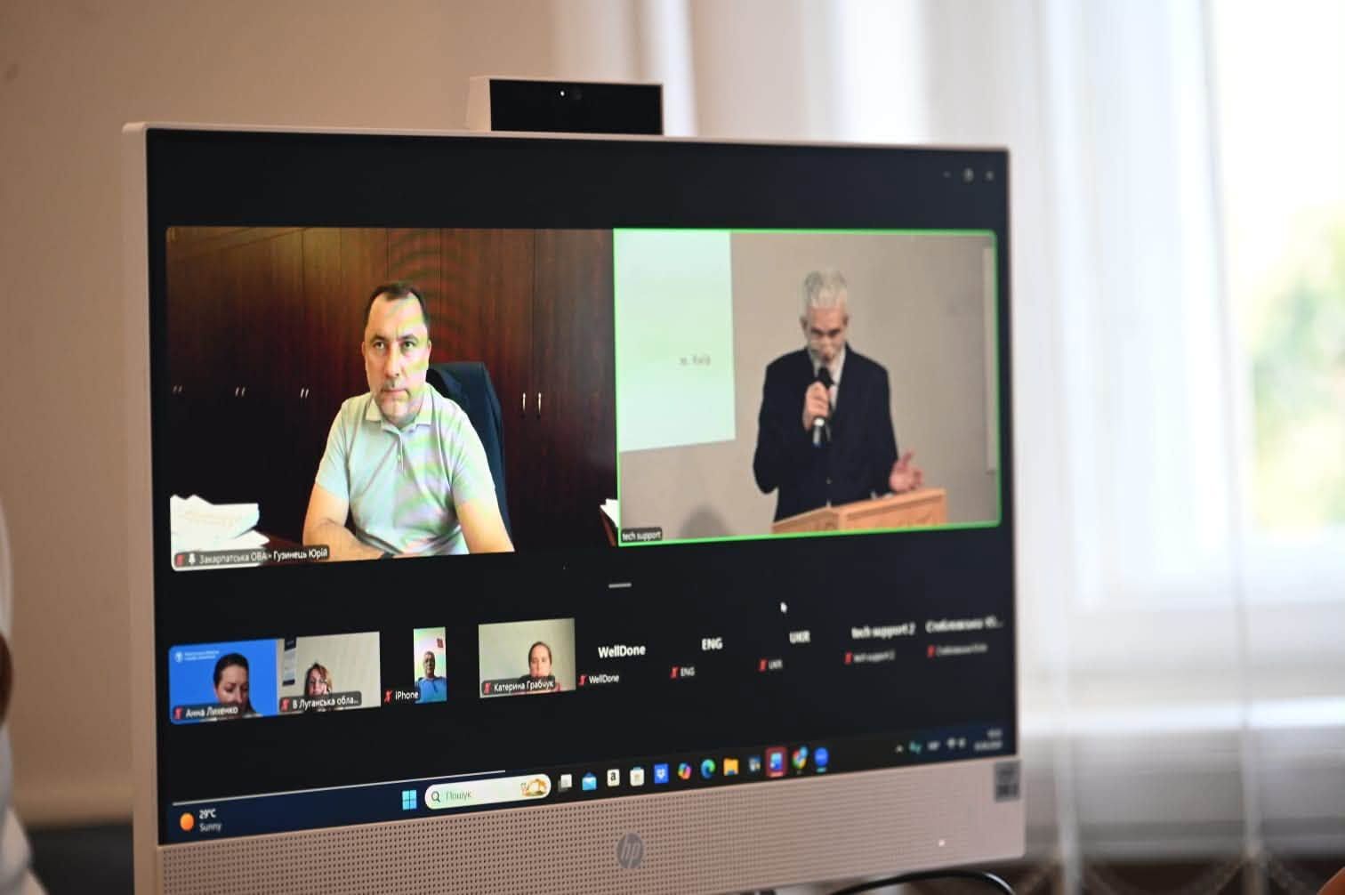 Економічна безбар’єрність: у Києві обговорили механізми підтримки ветеранів, ВПО та людей з інвалідністю