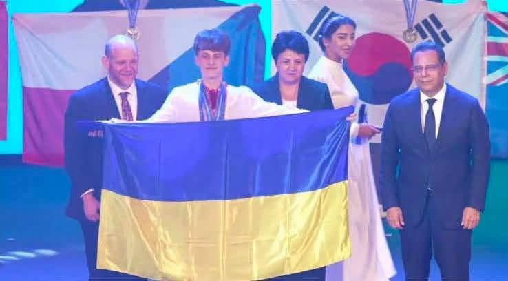 Учень Голятинського ліцею став найкращим юним хіміком світу