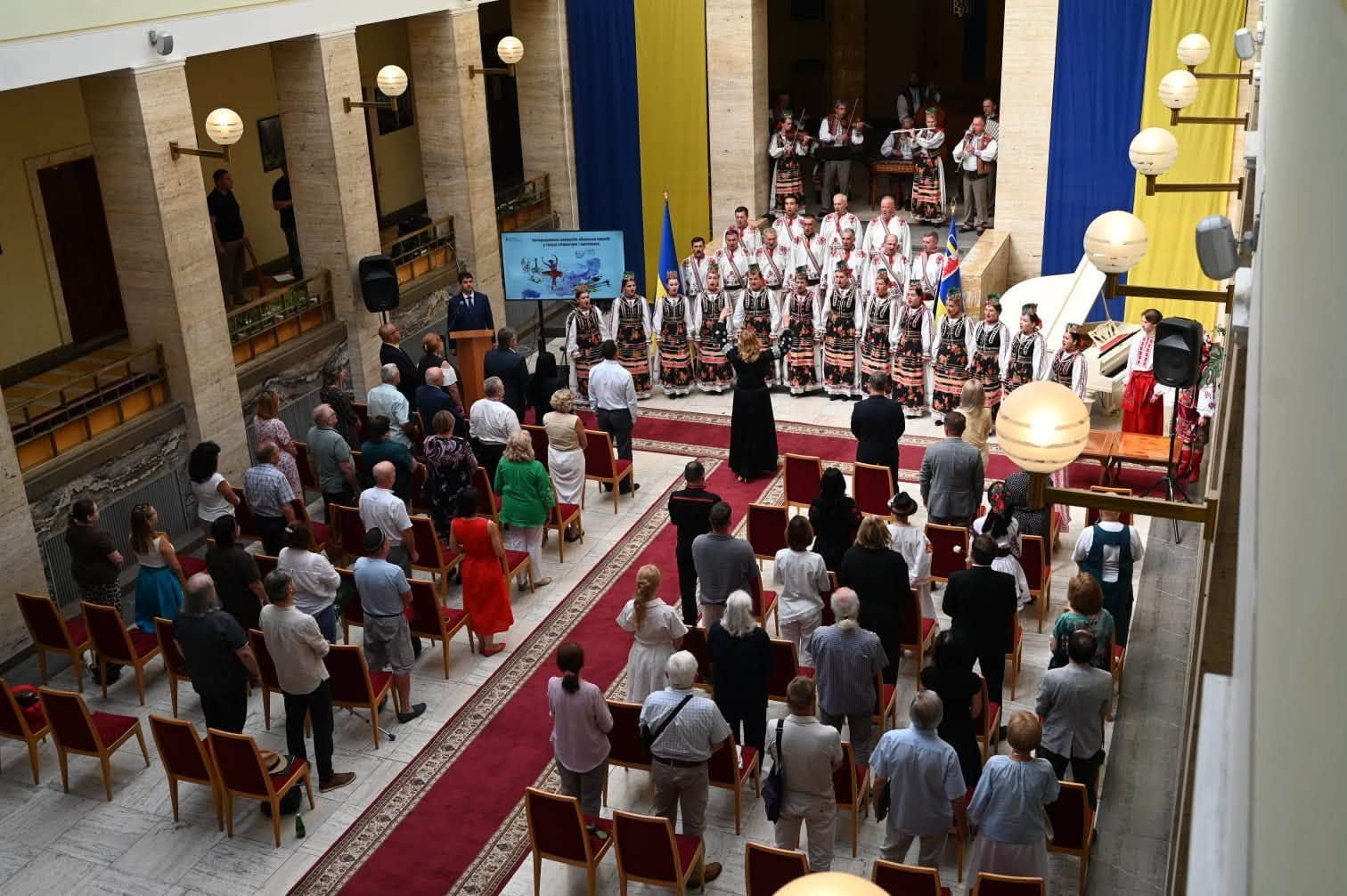 На Закарпатті відзначили лауреатів обласних премій у галузі літератури і мистецтва за 2025 рік