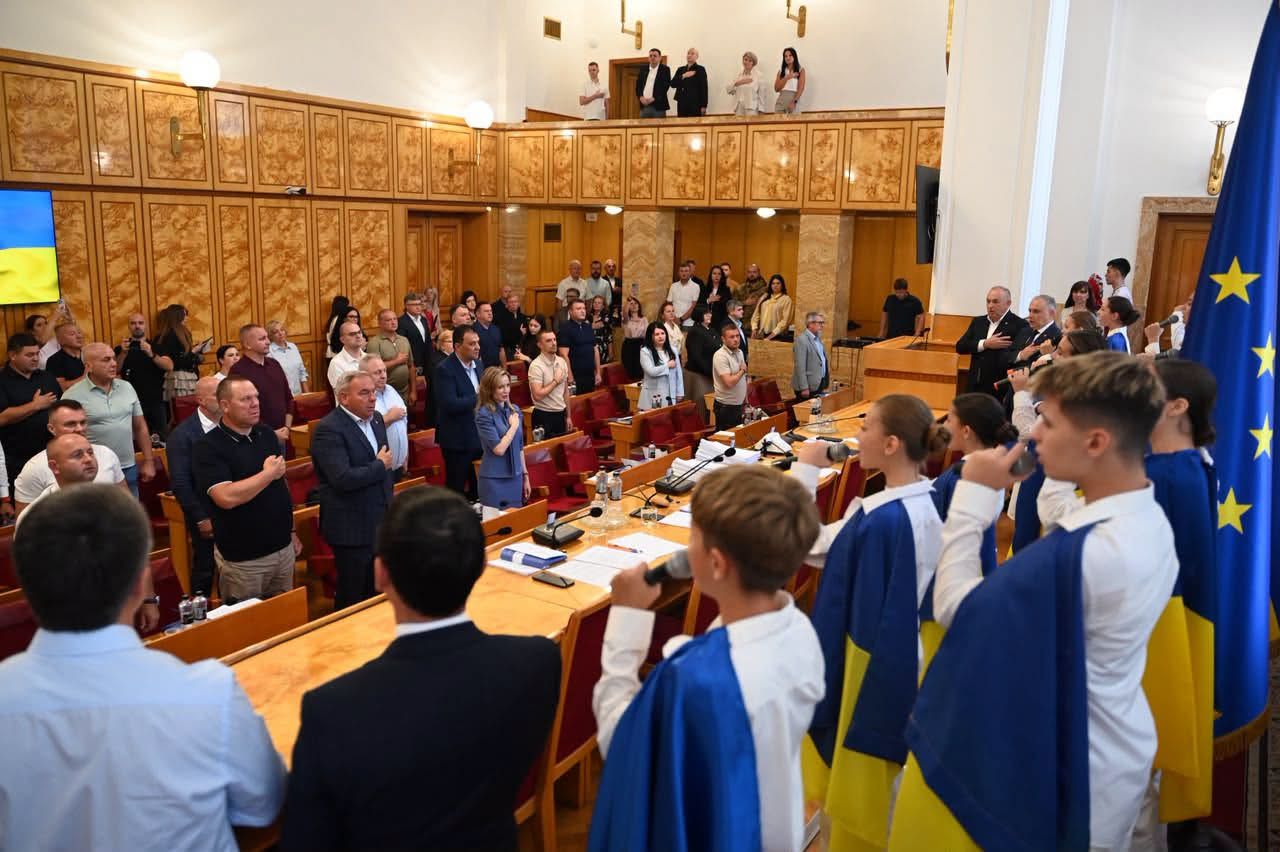Закарпатських захисників та волонтерів нагородили обласними відзнаками
