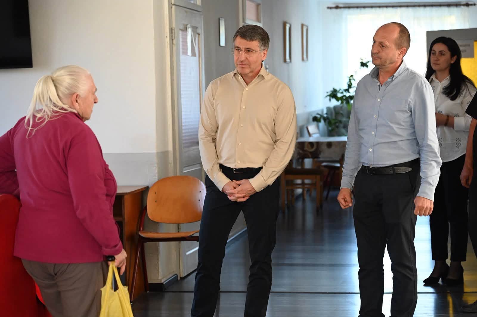 Мирослав Білецький відвідав підопічних Центру надання соціальних послуг на Ужгородщині