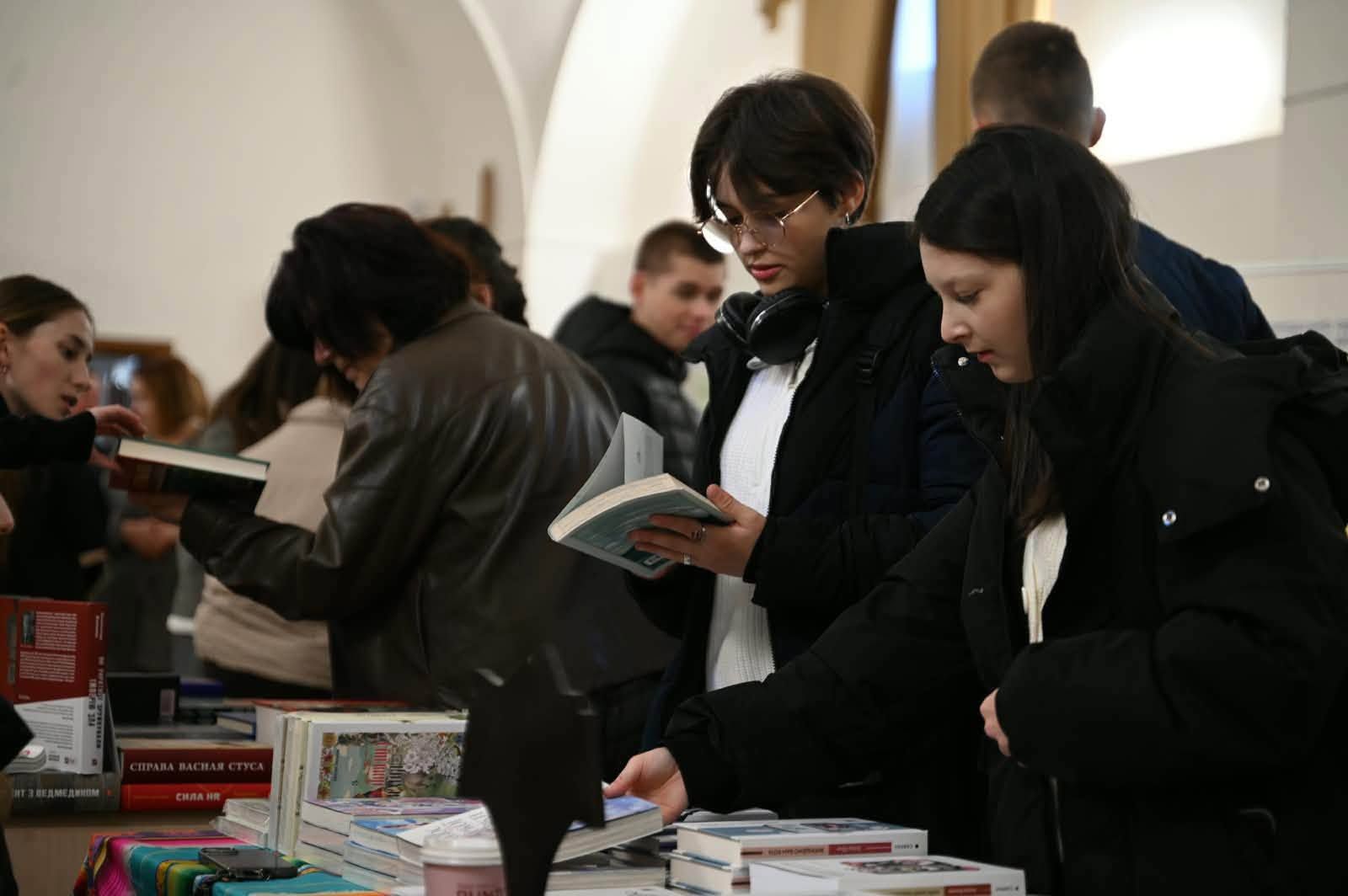 В Ужгороді відбувся масштабний «Книга-фесті 2026»