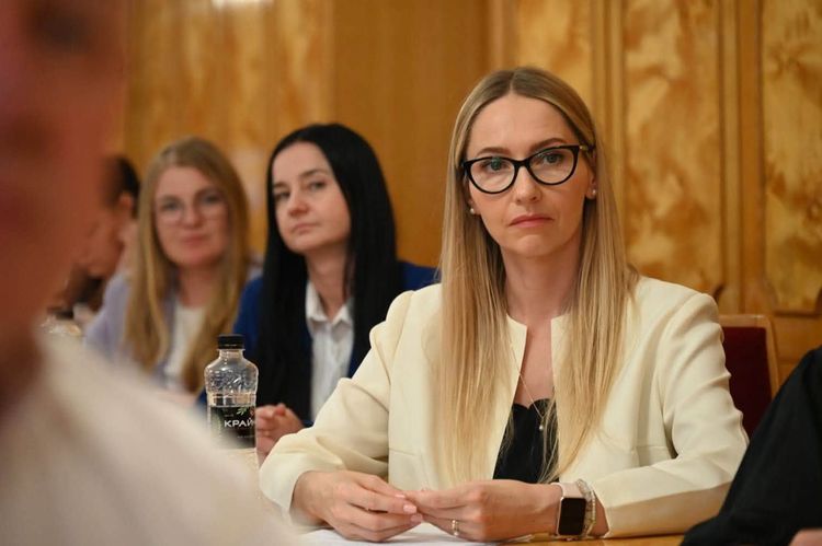 Від закону до практики: на Закарпатті обговорили розвиток наставництва для дітей і молоді