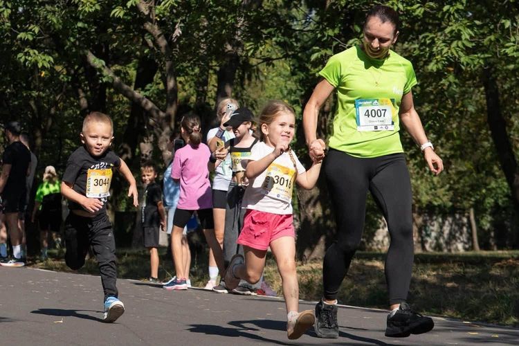 Мукачівський півмарафон об’єднав близько 800 учасників з різних регіонів країни