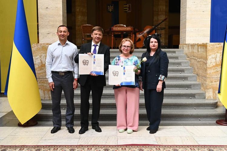 На Закарпатті відзначили лауреатів обласних премій у галузі літератури і мистецтва за 2025 рік