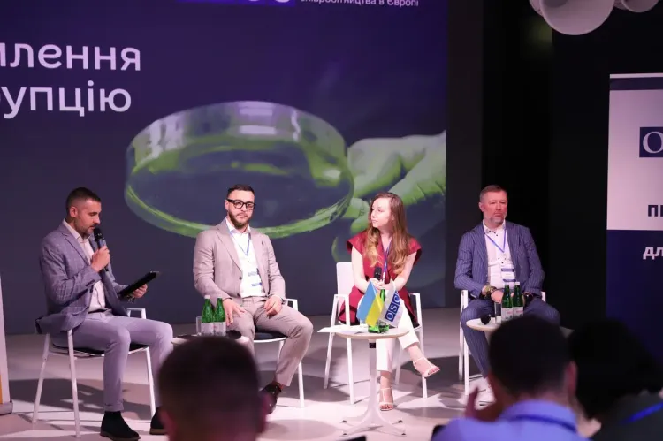 Як і куди повідомити про корупцію: НАЗК спільно з ОБСЄ презентували гайд для заявників і викривачів