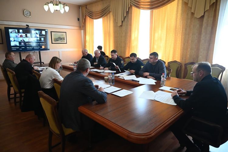 Безпека життєдіяльності та підготовка до літа: відбулося засідання регіональної комісії ТЕБ та НС