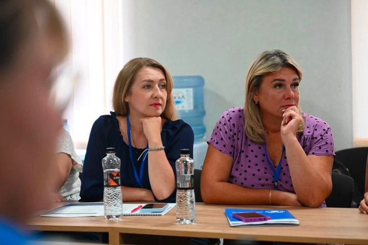 Понад 50 евакуаційних поїздів та організованих груп прийняло Закарпаття від початку повномасштабної війни