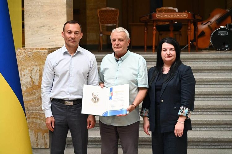 На Закарпатті відзначили лауреатів обласних премій у галузі літератури і мистецтва за 2025 рік