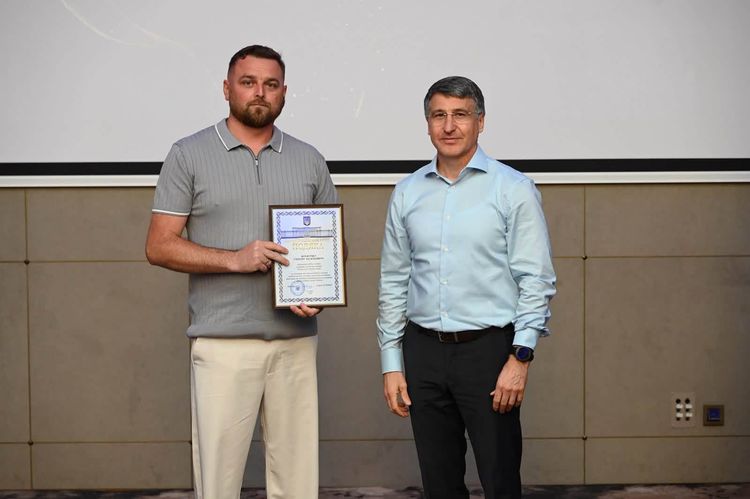 Керівництво краю привітало освітян із професійним святом та вручило високі відзнаки