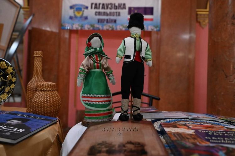 На Закарпатті відзначили лідерів нацспільнот та активних діячів, які зміцнюють міжнаціональну єдність в Україні