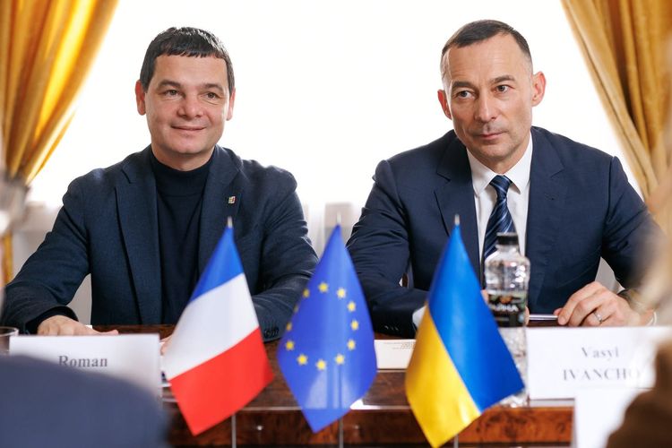 Учасники зустрічі Закарпаття і Гранд Ест обговорюють деталі співпраці