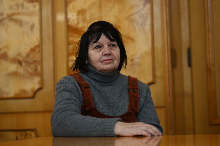  Учасниця круглого столу щодо соціального захисту осіб з інвалідністю