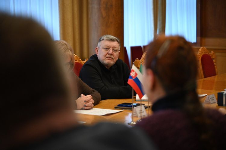 Юрій Гузинець обговорив пріоритети партнерства з делегаціями Італії та Словаччини