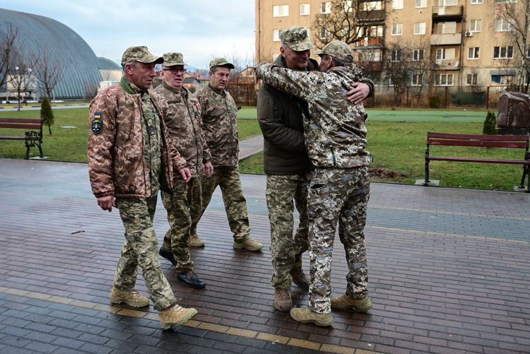  У закладах освіти Закарпаття підіймають Прапори Надії