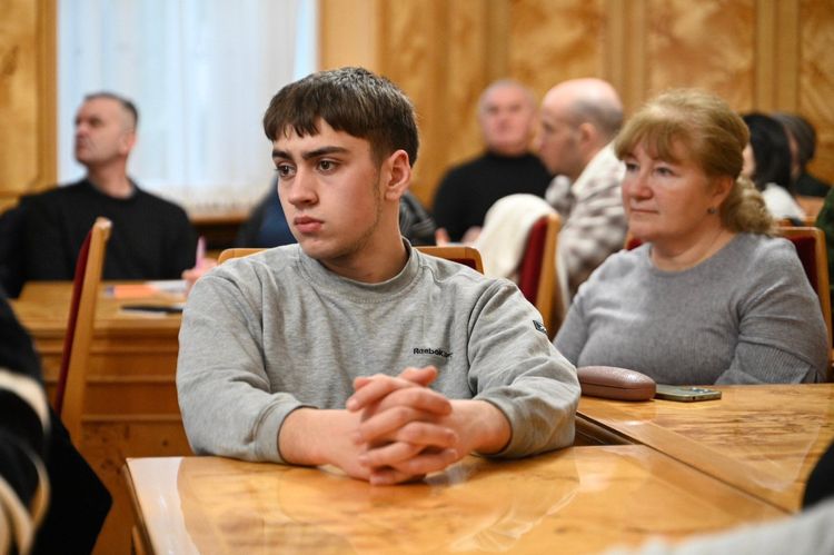 В Ужгороді презентували грантові можливості від Українського молодіжного фонду