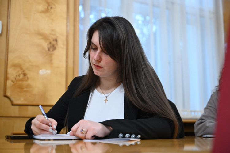 В Ужгороді презентували грантові можливості від Українського молодіжного фонду