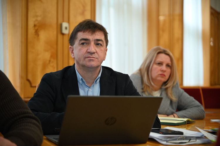 Очільник Закарпатської ОВА Мирослав Білецький провів розширену нараду