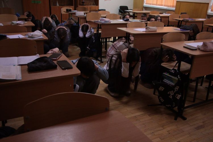 У Мукачівському ліцеї №11 пройшли масштабні безпекові навчання