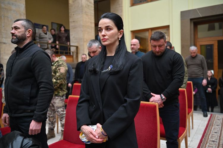 В атріумі ОВА відбулася спільна молитва за Україну та її захисників