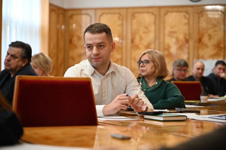Очільник Закарпатської ОВА Мирослав Білецький провів розширену нараду