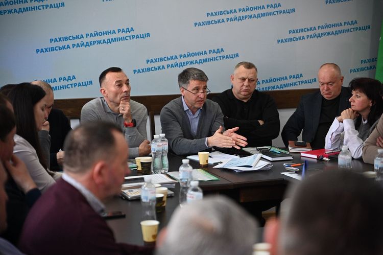 Керівництво ОВА зустрілося з підприємцями Рахівщини