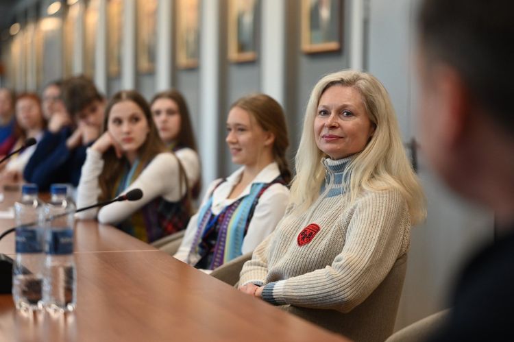 Закарпаття започаткувало командні змагання «Математика без меж»