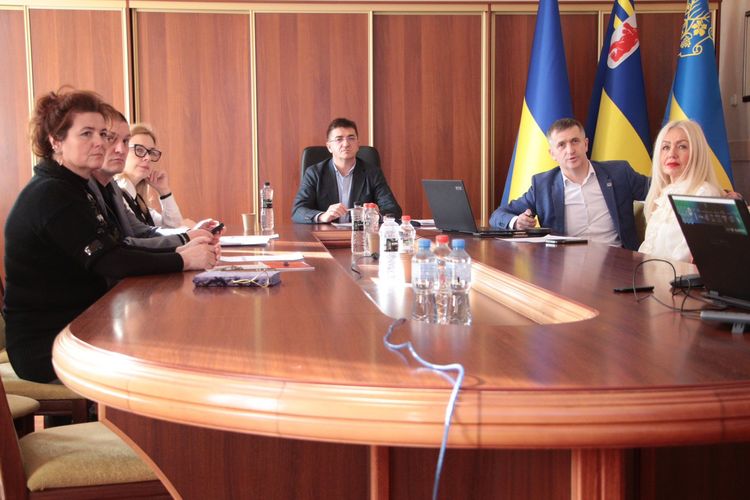 Державні банки пропонують бізнесу та громадам вигідні програми кредитування та гранти