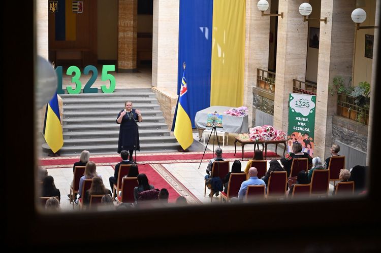 Через мистецтво Закарпаття розповість світу про силу українських жінок