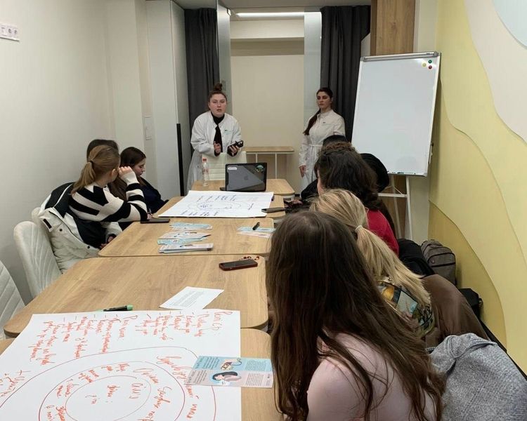 Студенти УжНУ долучилися до Дня спільнодії в межах програми «Ти як?»