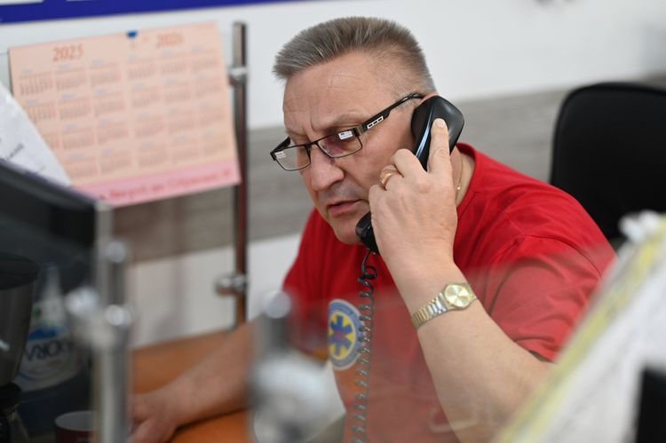 Для диспетчерів закарпатської екстренки провели тренінг з інклюзивної комунікації та стресостійкості