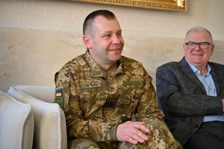 Чотирьом закарпатцям вручили високі державні нагороди.