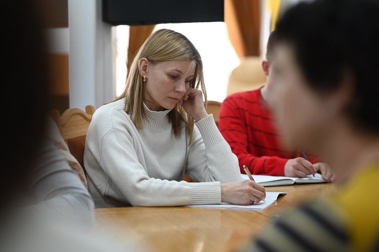 Податківці Закарпаття вдосконалювали навички інклюзивної комунікації