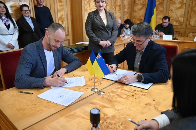 Кадри для економіки: влада, бізнес та профтехи Закарпаття обʼєднують зусилля