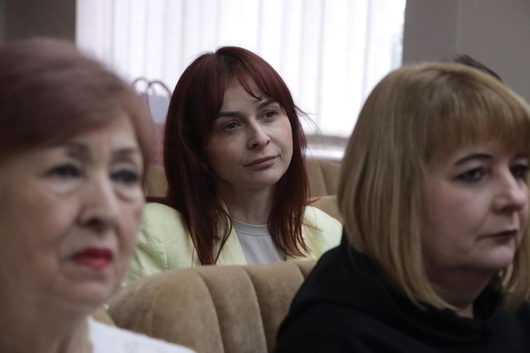 Ізраїльські фахівці провели воркшоп із професійної стресостійкості для працівників ОВА й центру соцслужб