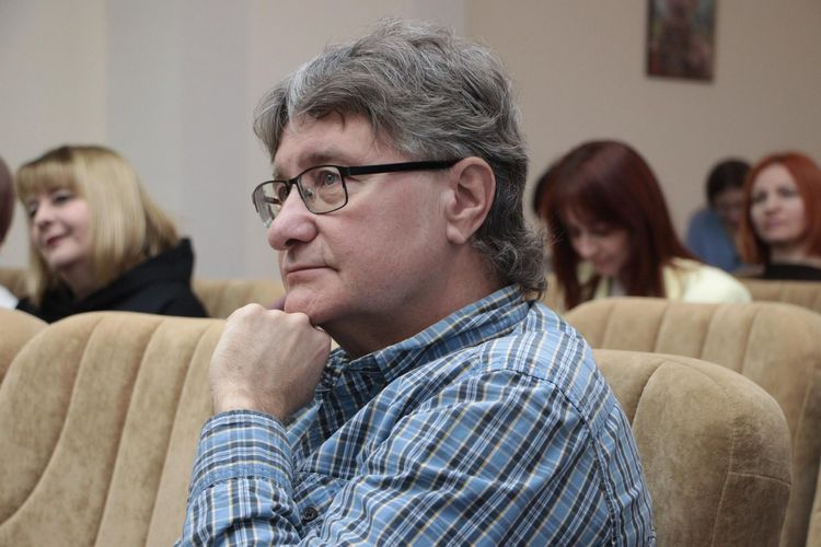 Ізраїльські фахівці провели воркшоп із професійної стресостійкості для працівників ОВА й центру соцслужб