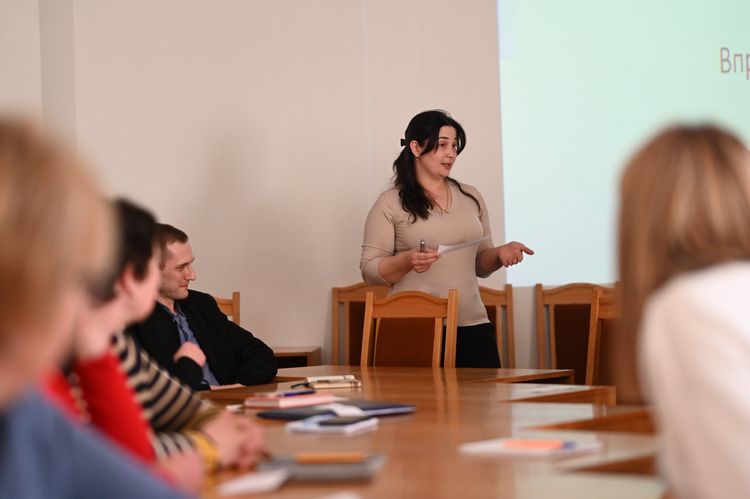 Податківці Закарпаття вдосконалювали навички інклюзивної комунікації